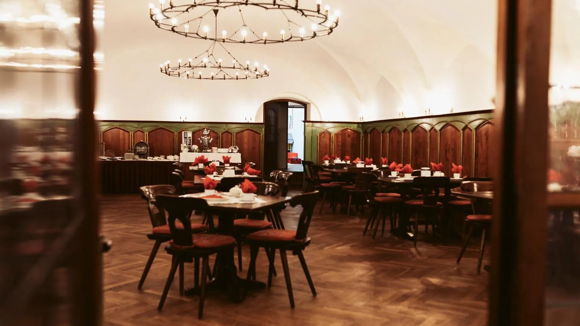Hotel Goldene Sonne Landshut 4*,  Germany