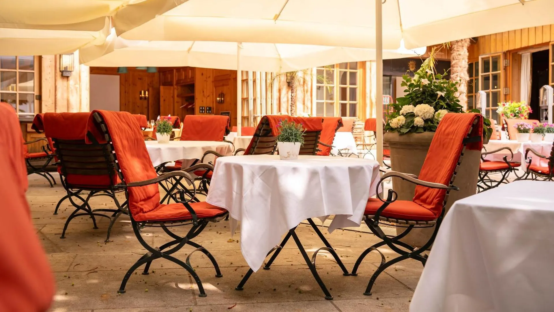 Hotel Goldene Sonne Landshut Germany