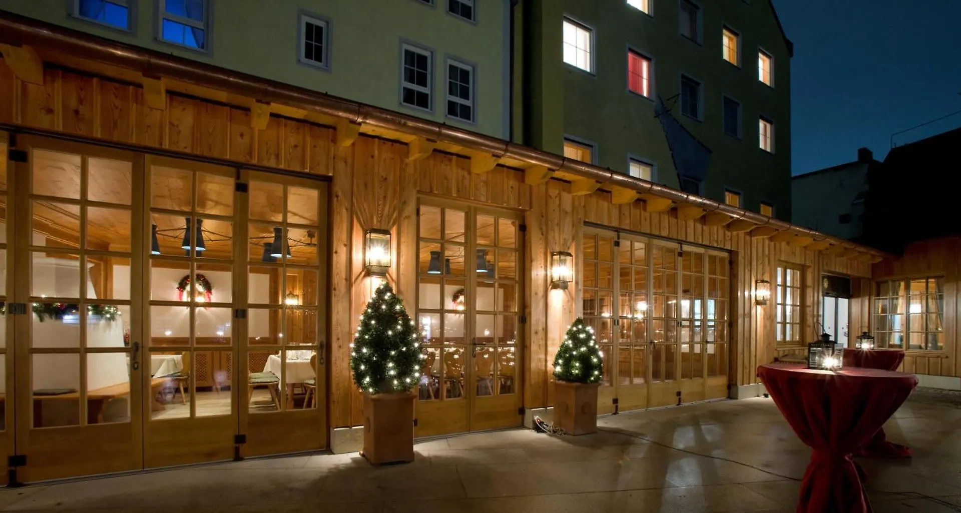 Hotel Goldene Sonne Landshut 4*,