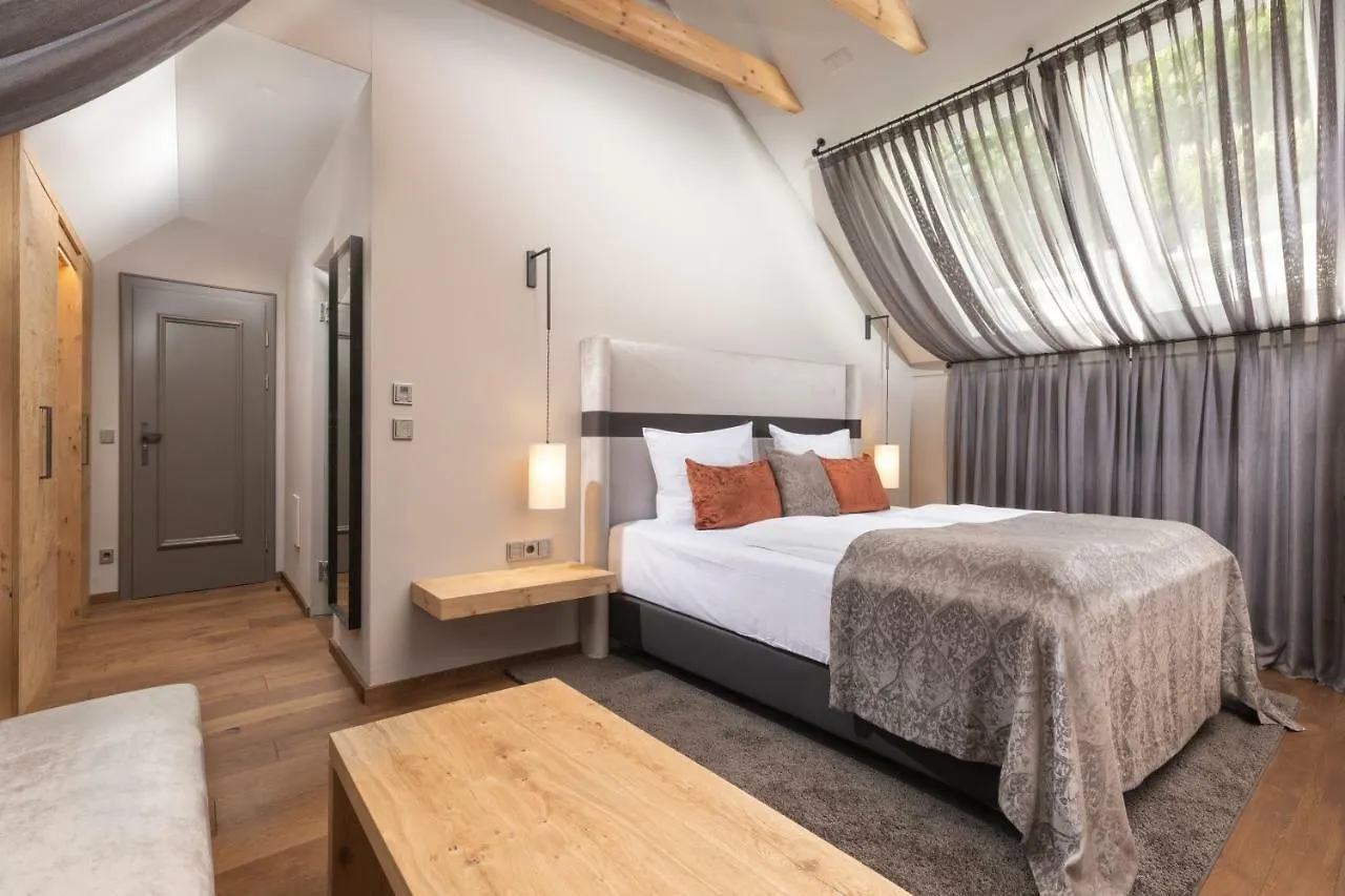 Hotel Goldene Sonne Landshut Germany